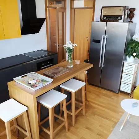 Apartment Embassy Terrace *